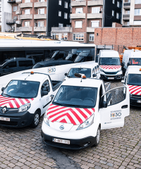 Véhicules communaux (voitures, camionnettes, bus)