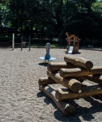 Aire de jeux au parc de la Jeunesse