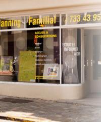 Vitre du Planning Familial